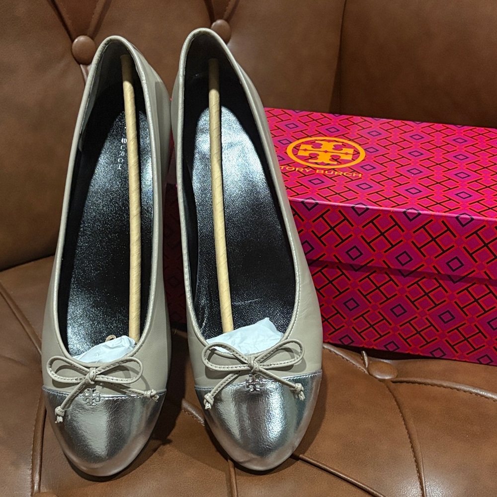 Tory Burch Cap Toe Ballet Flats - WORN ONCE Size 9